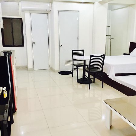 Residencia San Vicente - Pasay -Budget Hotel Manila Bagian luar foto